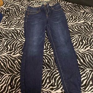 Maurice is high-rise jeans size 6 short